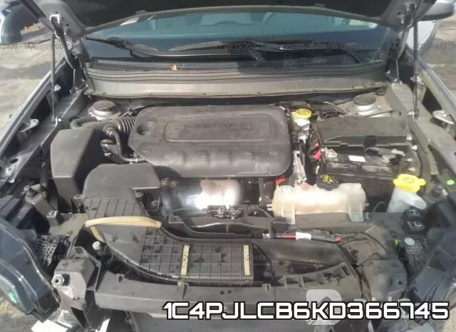 1C4PJLCB6KD366745 фото 2