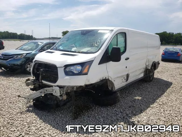 1FTYE9ZM7JKB02948 фото 3