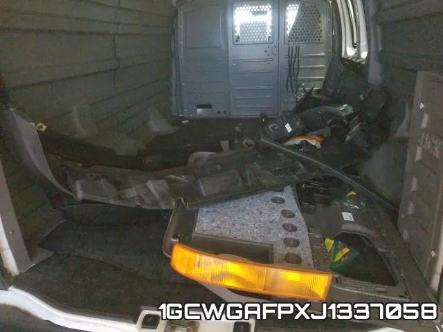 1GCWGAFPXJ1337058 фото 10