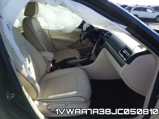1VWAA7A38JC050810 фото 6