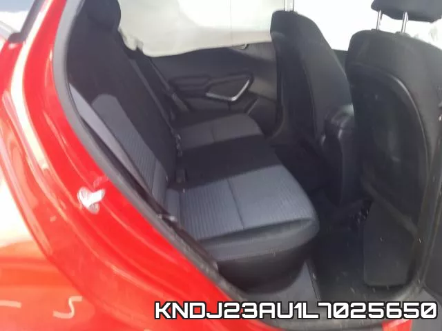 KNDJ23AU1L7025650 фото 7