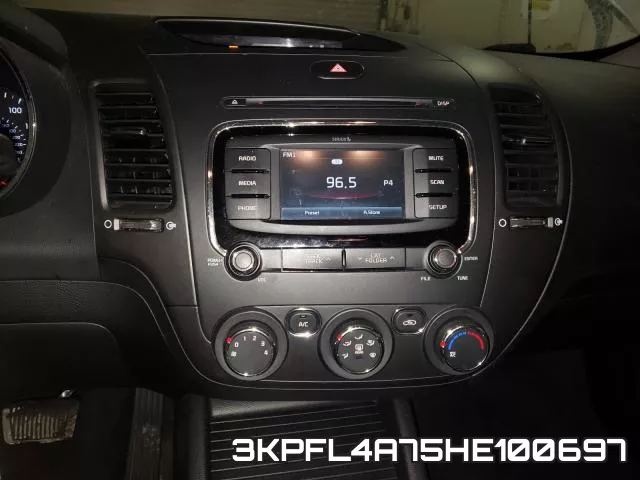 3KPFL4A75HE100697 фото 10