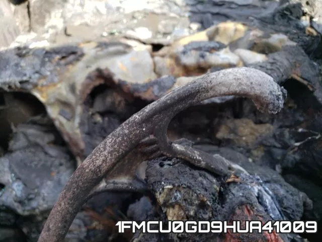 1FMCU0GD9HUA41009 фото 9