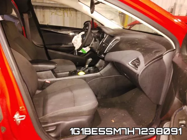 1G1BE5SM7H7238091 фото 6