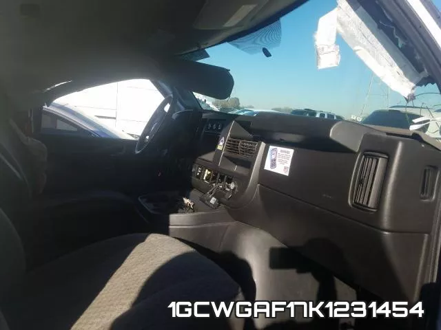 1GCWGAF17K1231454 фото 6