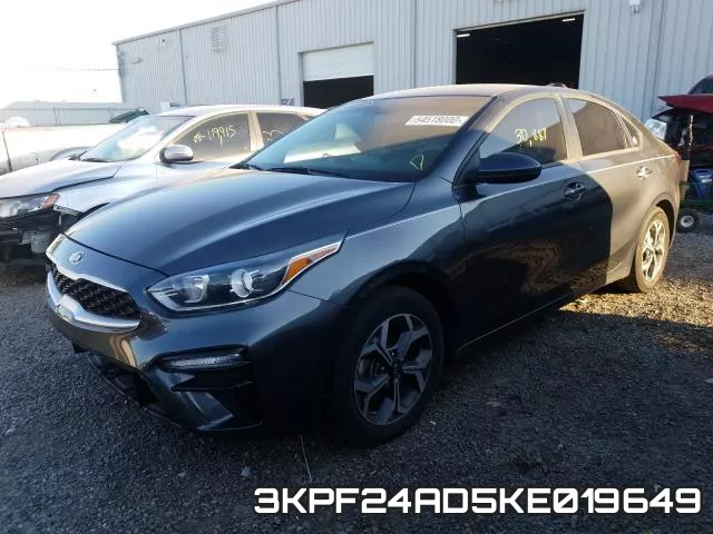 3KPF24AD5KE019649 фото 3
