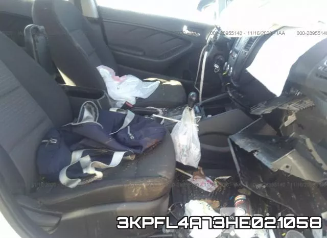 3KPFL4A73HE021058 фото 6
