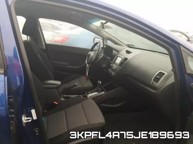 3KPFL4A75JE189693 фото 6