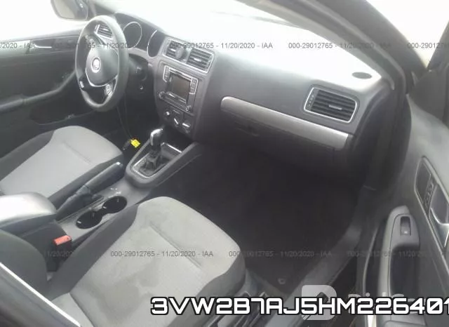 3VW2B7AJ5HM226401 фото 6