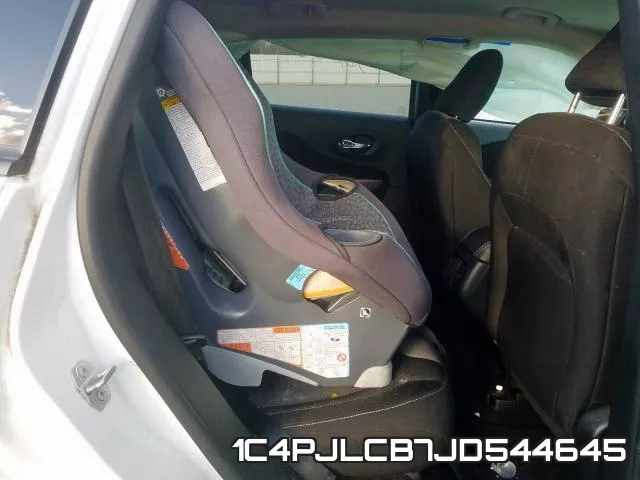1C4PJLCB7JD544645 фото 5