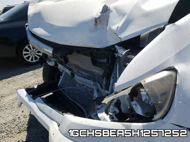 1GCHSBEA5H1257252 фото 10