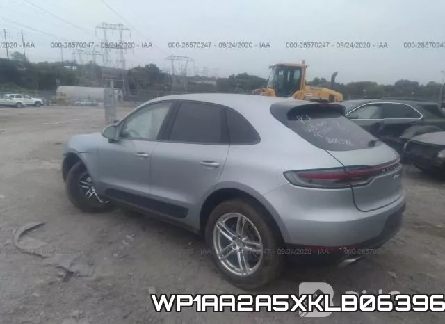 WP1AA2A5XKLB06396 фото 4