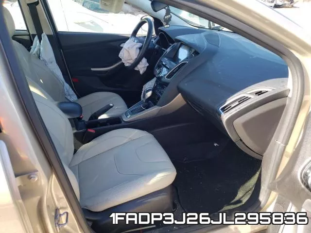 1FADP3J26JL295836 фото 6