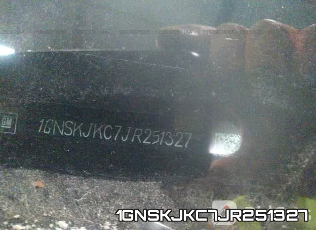 1GNSKJKC7JR251327 фото 10