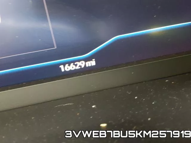 3VWEB7BU5KM257919 фото 9