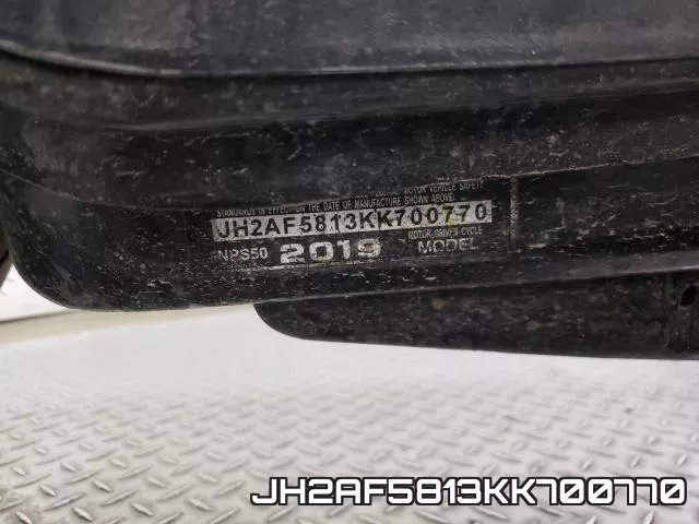 JH2AF5813KK700770 фото 2