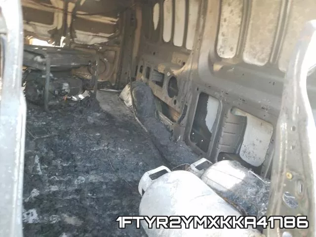 1FTYR2YMXKKA41786 фото 7