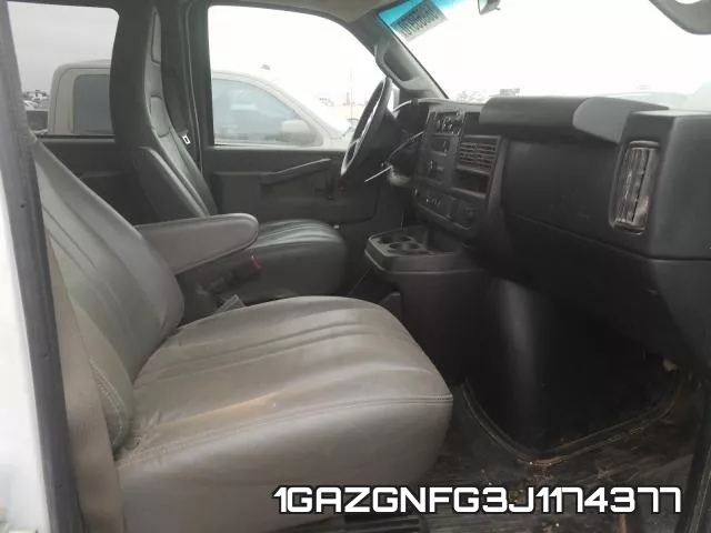 1GAZGNFG3J1174377 фото 6