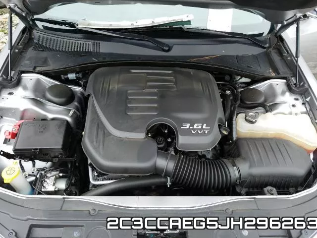 2C3CCAEG5JH296263 фото 8
