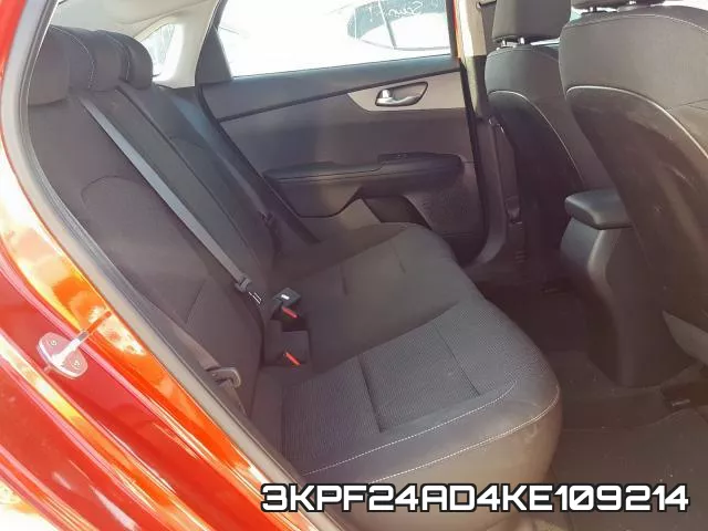 3KPF24AD4KE109214 фото 6