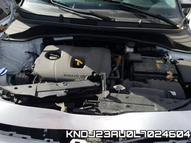 KNDJ23AU0L7024604 фото 8