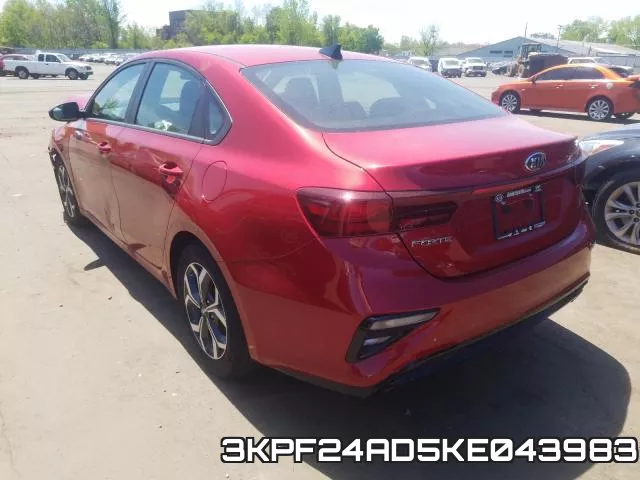 3KPF24AD5KE043983 фото 4