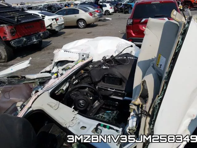 3MZBN1V35JM258349 фото 9