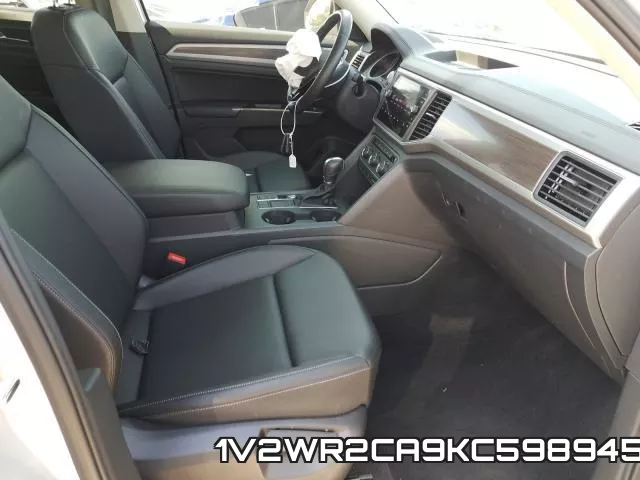 1V2WR2CA9KC598945 фото 6