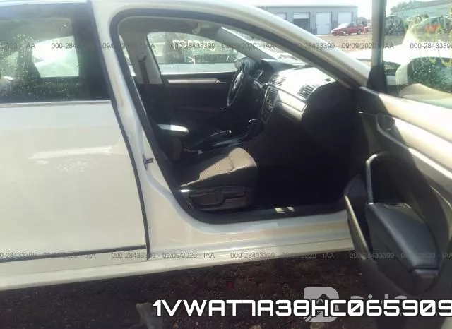 1VWAT7A38HC065909 фото 6