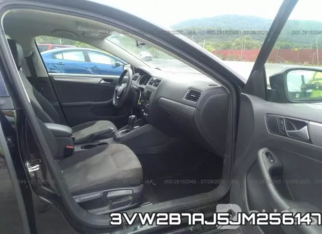 3VW2B7AJ5JM256147 фото 6