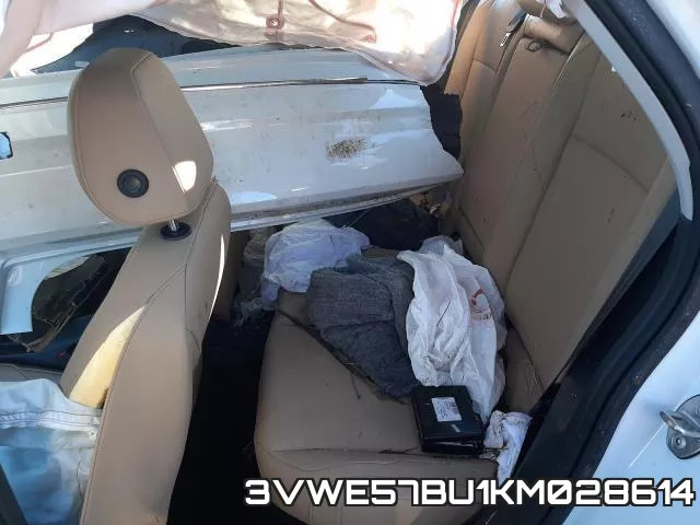 3VWE57BU1KM028614 фото 7