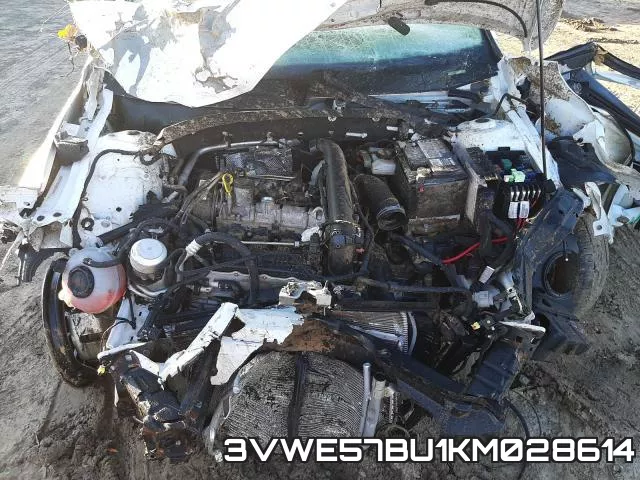 3VWE57BU1KM028614 фото 8
