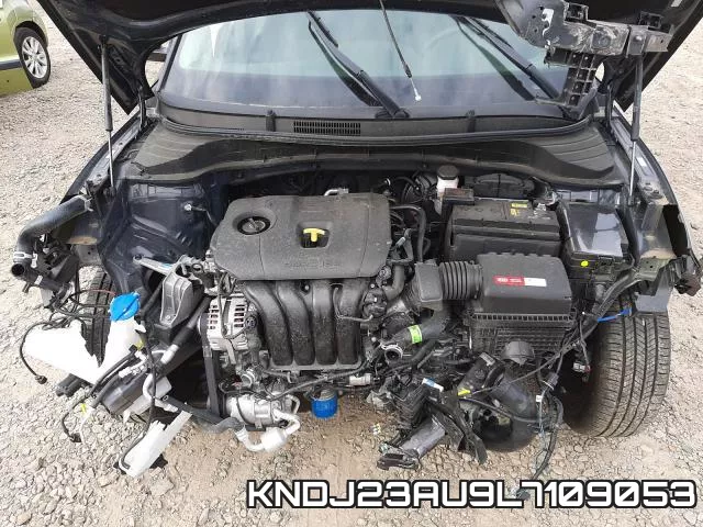 KNDJ23AU9L7109053 фото 7