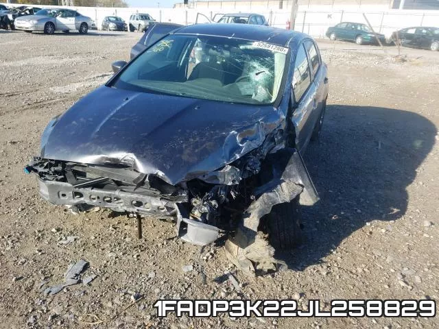1FADP3K22JL258829 фото 10