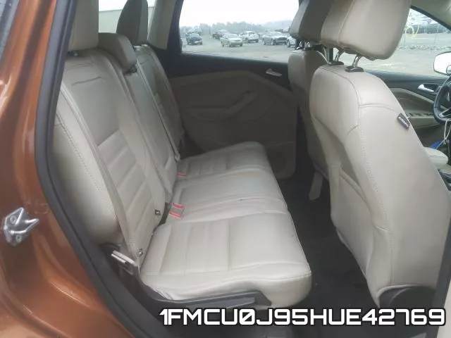 1FMCU0J95HUE42769 фото 7