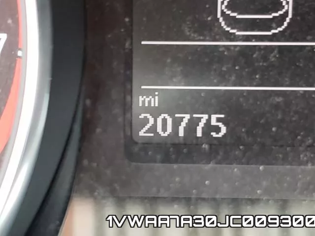 1VWAA7A30JC009300 фото 7