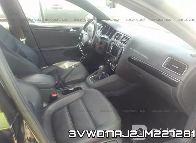 3VWD17AJ2JM227281 фото 6