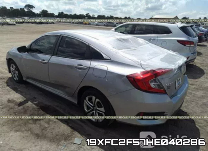 19XFC2F57HE040286 фото 4