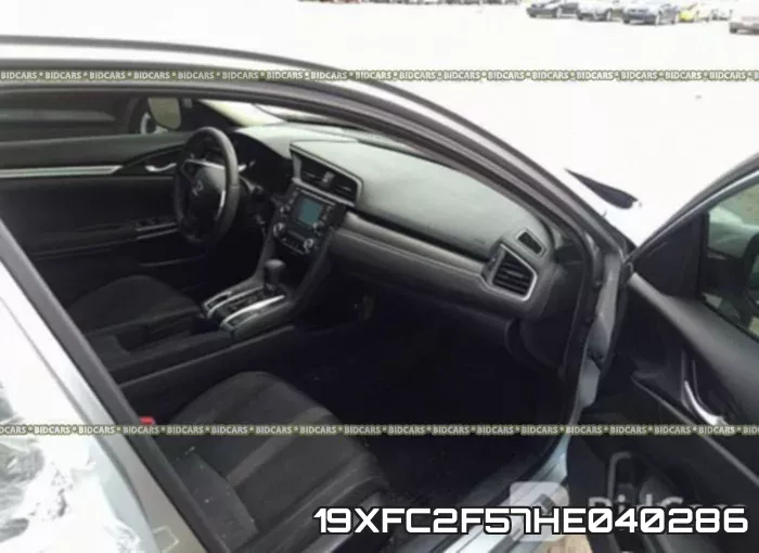 19XFC2F57HE040286 фото 6