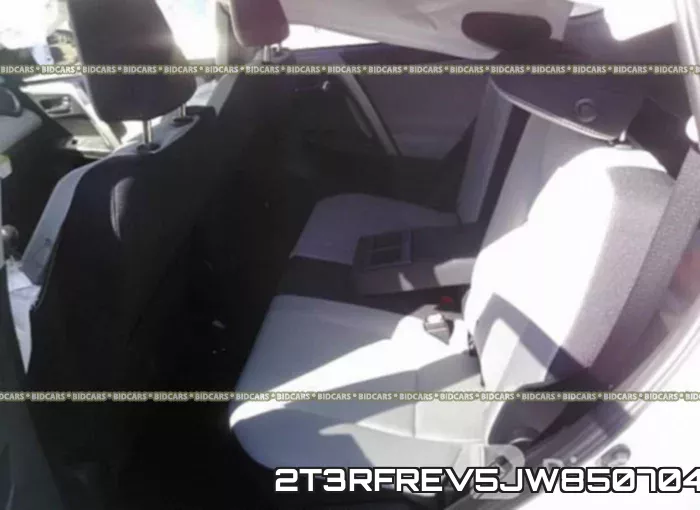 2T3RFREV5JW850704 фото 9