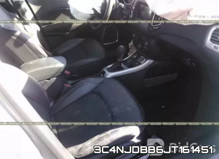 3C4NJDBB6JT161451 фото 6
