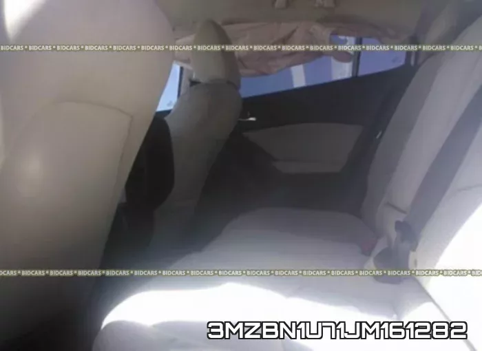3MZBN1U71JM161282 фото 9