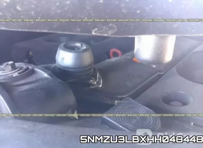 5NMZU3LBXHH048448 фото 2
