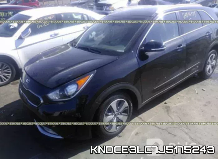 KNDCE3LC7J5175243 фото 3