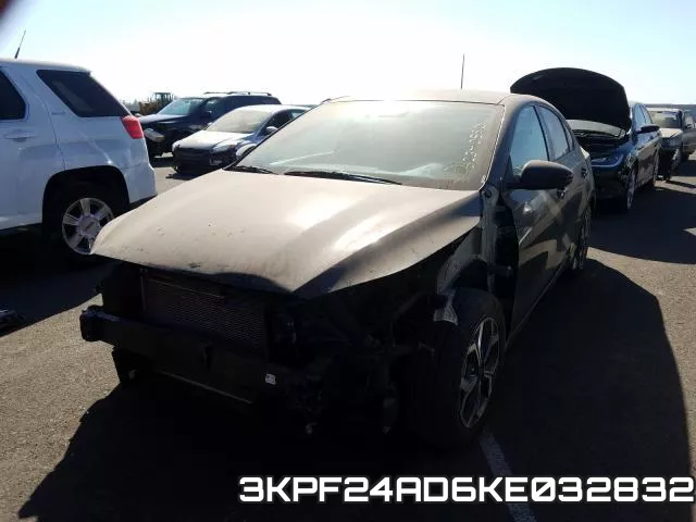 3KPF24AD6KE032832 фото 3