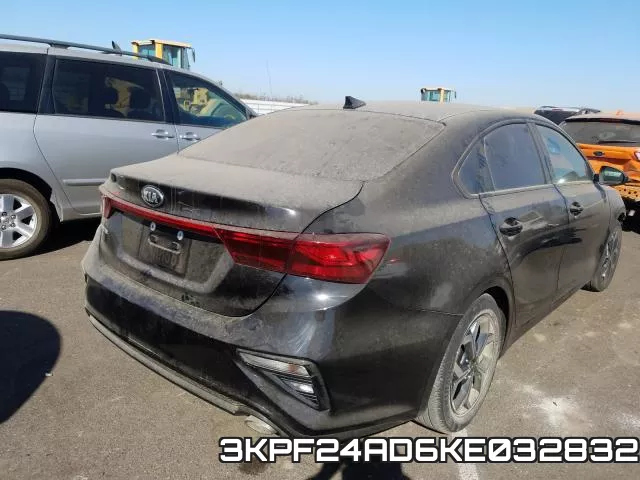 3KPF24AD6KE032832 фото 5