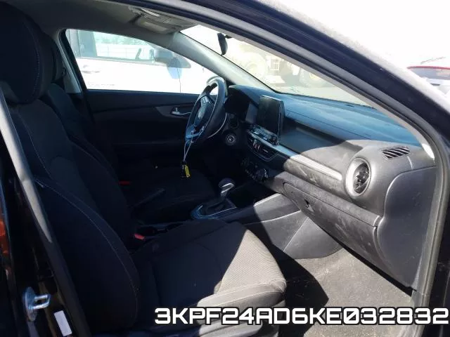 3KPF24AD6KE032832 фото 6