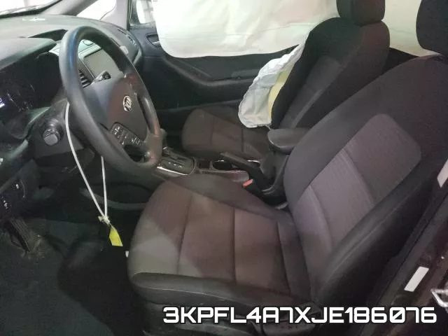 3KPFL4A7XJE186076 фото 6