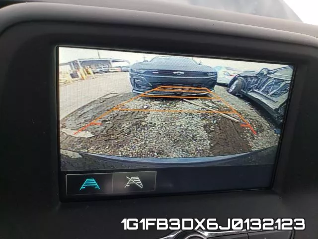 1G1FB3DX6J0132123 фото 10