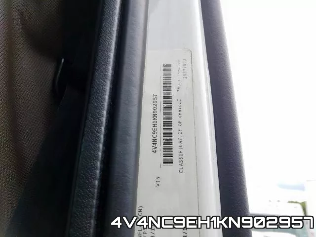 4V4NC9EH1KN902957 фото 2